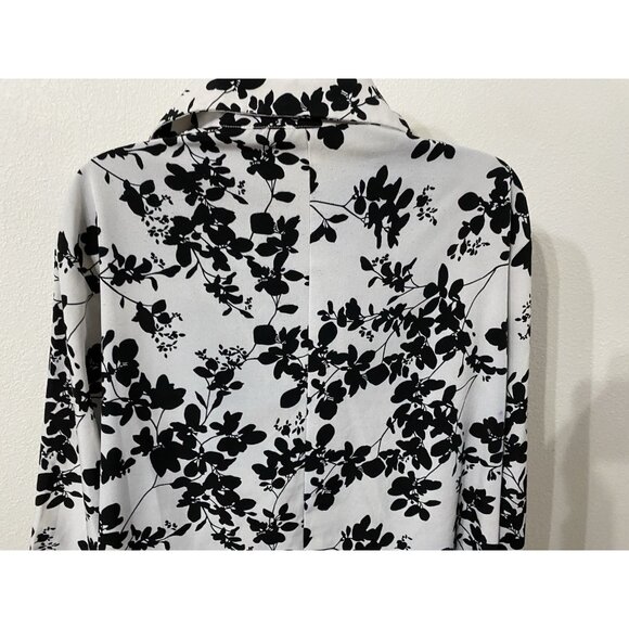 Shein Curve Womens 1XL Blouse Tunic 1/4 Button Collared - Picture 9 of 10